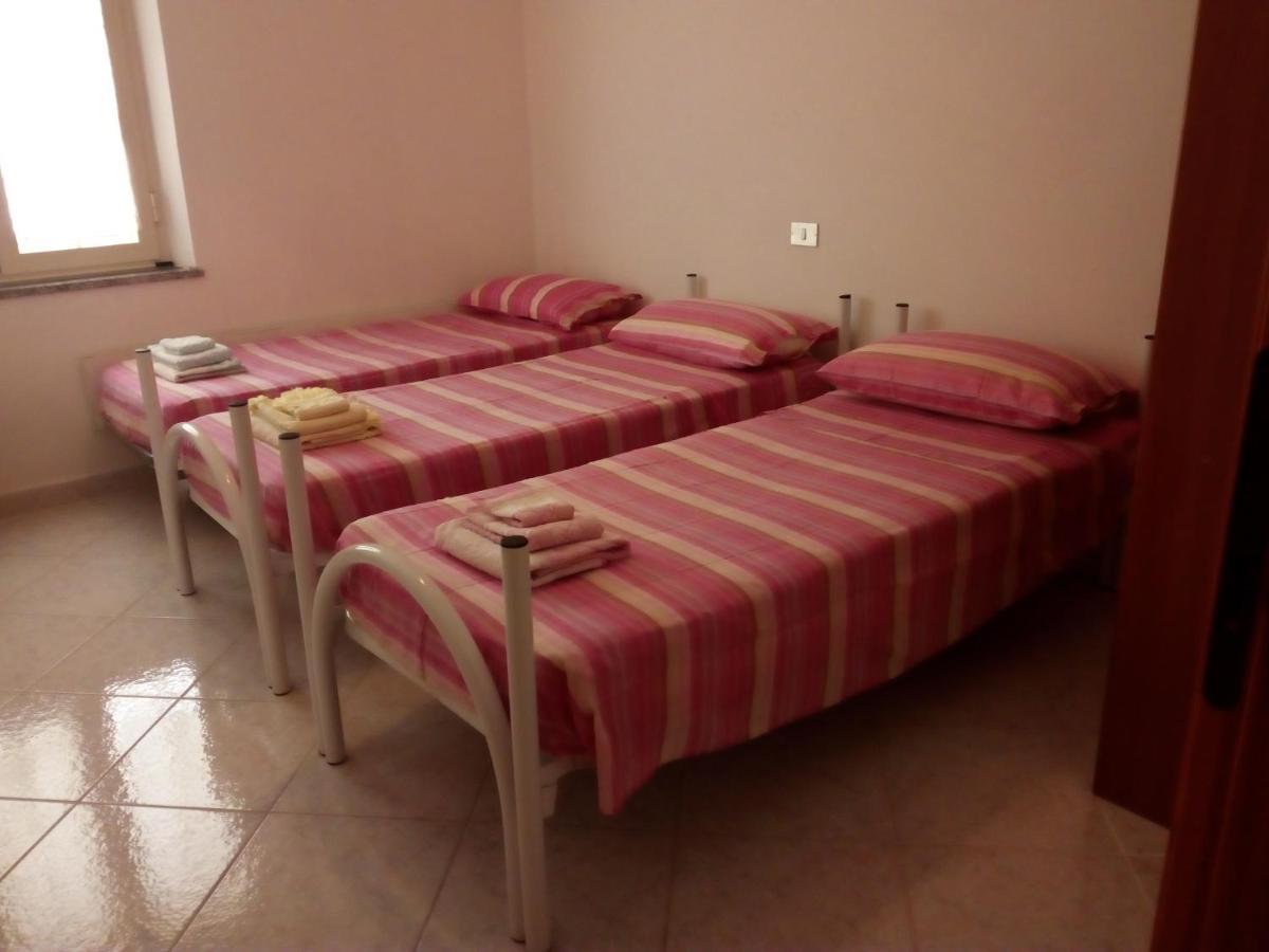 Santu Luisu Iun P2230 Daire Galtellì Dış mekan fotoğraf